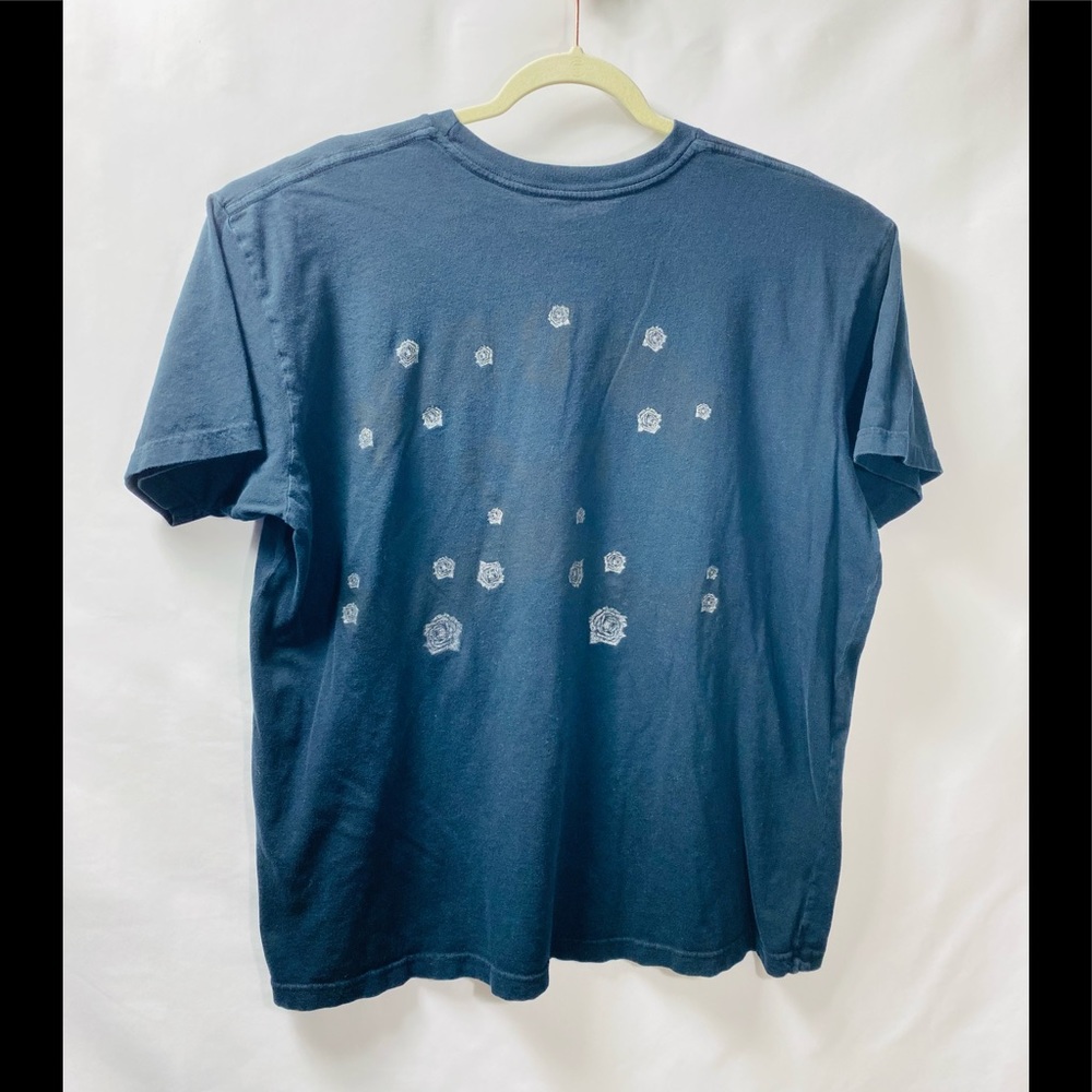 fivefour mens t-shirt size XXL black with metalic flowers - Picture 2 of 2